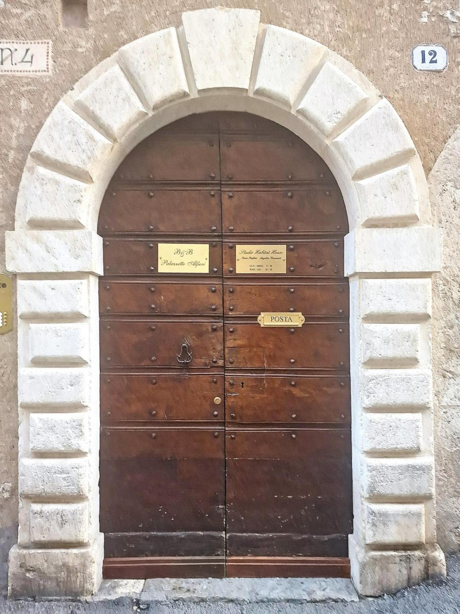 B&B Palazzetto Alfieri L'Aquila Centro Storico LʼAquila Exterior foto