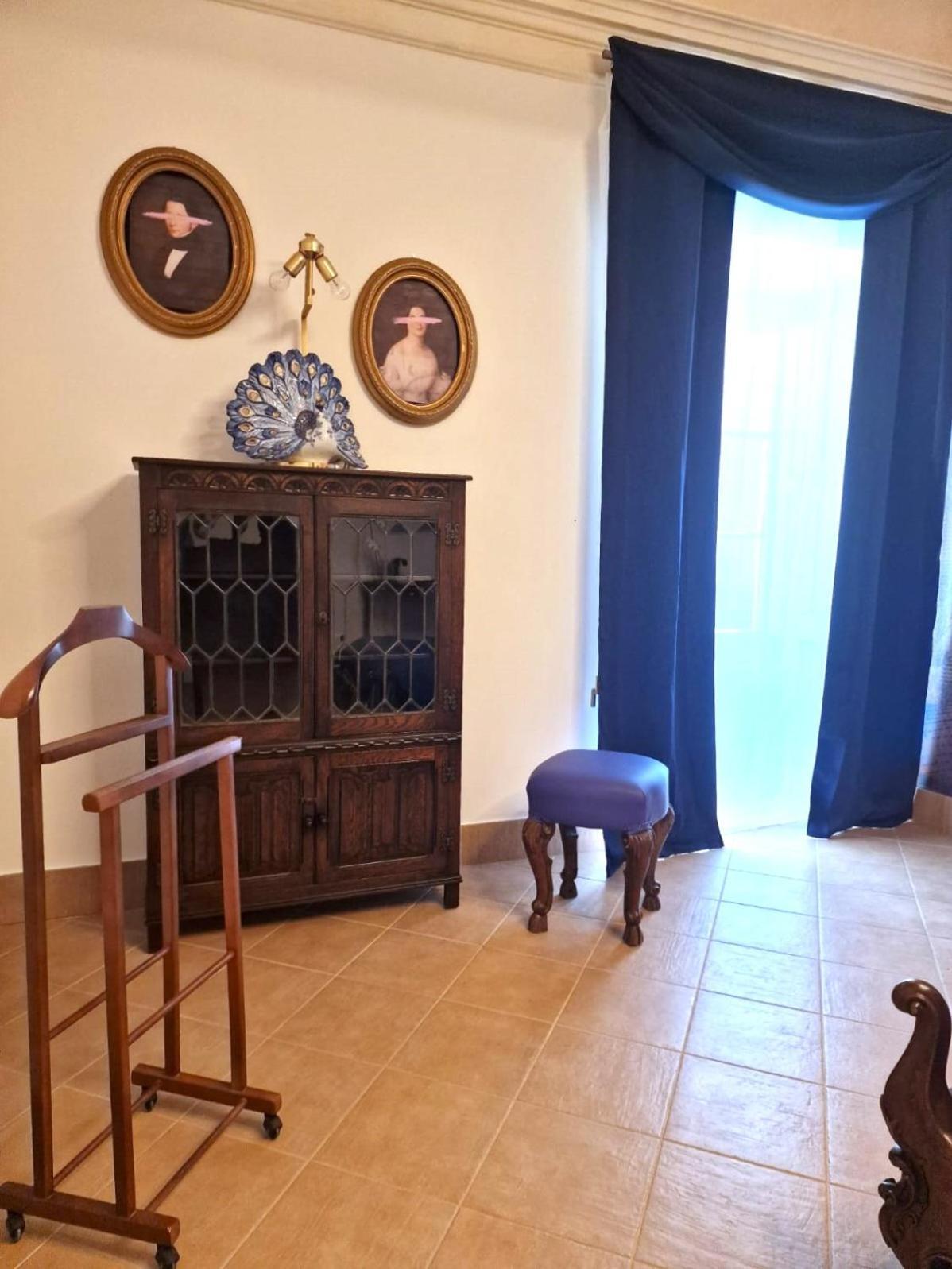 B&B Palazzetto Alfieri L'Aquila Centro Storico LʼAquila Exterior foto